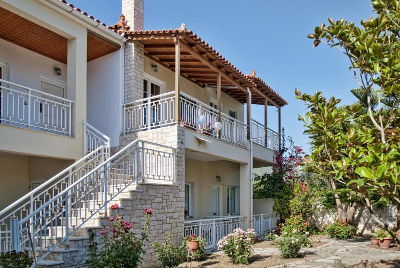 Samos Apartments Kampos Marathokampou Exterior foto